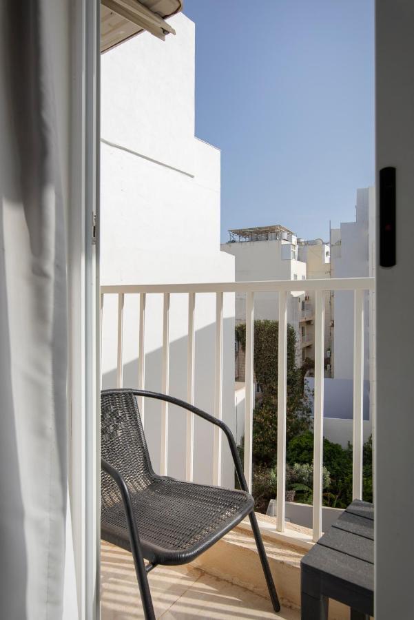 Modern 2Br Apartment Close To Sea, In The Heart Of สลีมา ภายนอก รูปภาพ